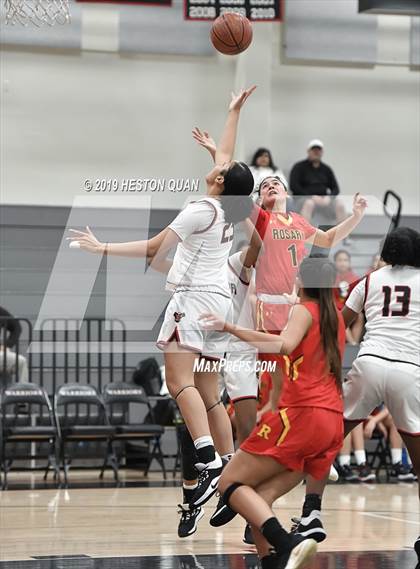 Thumbnail 2 in Etiwanda vs. Rosary Academy (Troy Classic) photogallery.