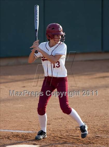 Thumbnail 1 in La Canada vs. Beaumont (CIF SS D5 Final) photogallery.