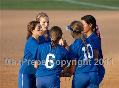 Thumbnail 1 in La Canada vs. Beaumont (CIF SS D5 Final) photogallery.