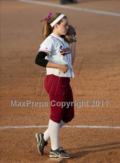 Thumbnail 1 in La Canada vs. Beaumont (CIF SS D5 Final) photogallery.
