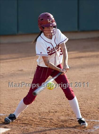 Thumbnail 1 in La Canada vs. Beaumont (CIF SS D5 Final) photogallery.