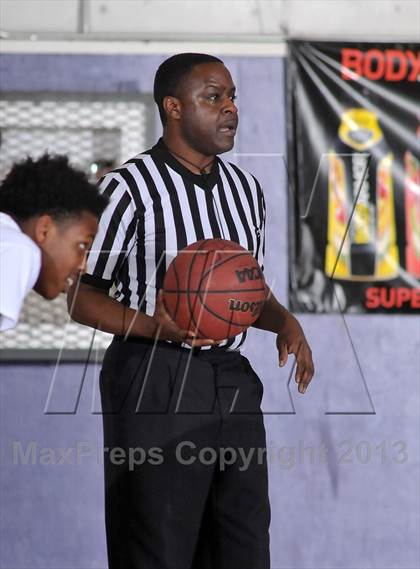 Thumbnail 2 in Kennedy vs. Capital Christian (St. Hope Elite Classic) photogallery.