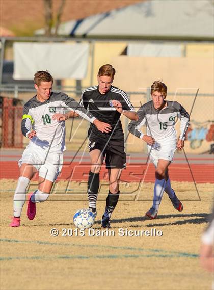 Thumbnail 2 in Campo Verde vs. Dobson (Dobson Mustang Classic) photogallery.