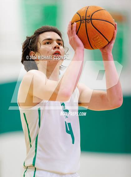 Thumbnail 2 in Great Oak @ Thousand Oaks (CIF SS Divison 2AA Quarterfinal) photogallery.