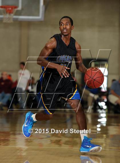 Thumbnail 2 in Newark Memorial vs. Kennedy (Father Kelly Tribute) photogallery.