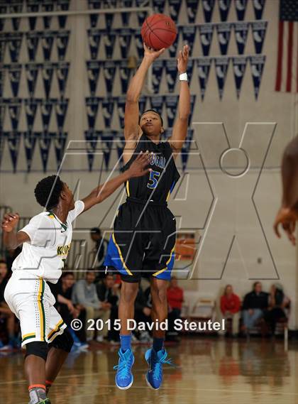 Thumbnail 3 in Newark Memorial vs. Kennedy (Father Kelly Tribute) photogallery.