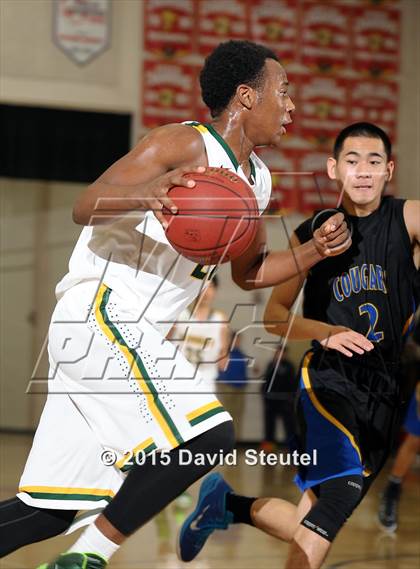 Thumbnail 2 in Newark Memorial vs. Kennedy (Father Kelly Tribute) photogallery.