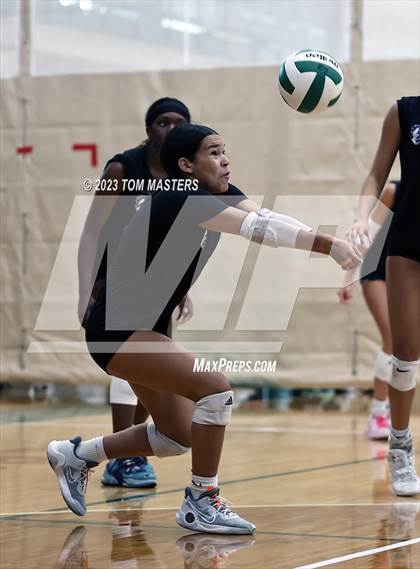 Thumbnail 1 in Ardrey Kell vs Cannon (Scrimmage) photogallery.