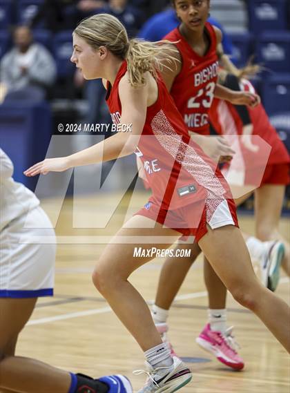 Thumbnail 2 in Bishop Miege vs Vashon (Sophie Cunningham Classic) photogallery.