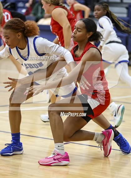 Thumbnail 3 in Bishop Miege vs Vashon (Sophie Cunningham Classic) photogallery.