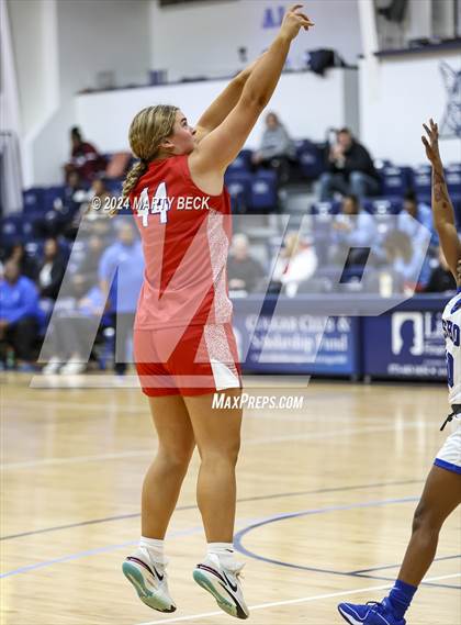 Thumbnail 1 in Bishop Miege vs Vashon (Sophie Cunningham Classic) photogallery.