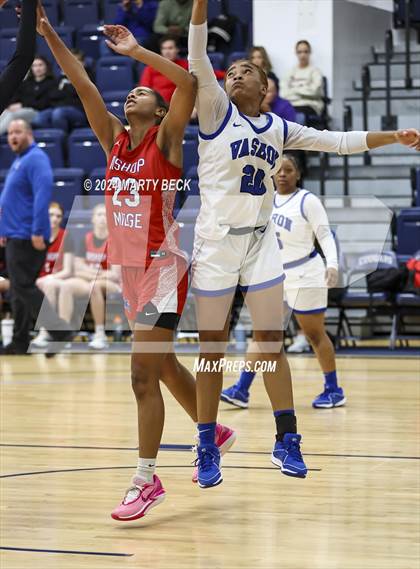 Thumbnail 1 in Bishop Miege vs Vashon (Sophie Cunningham Classic) photogallery.