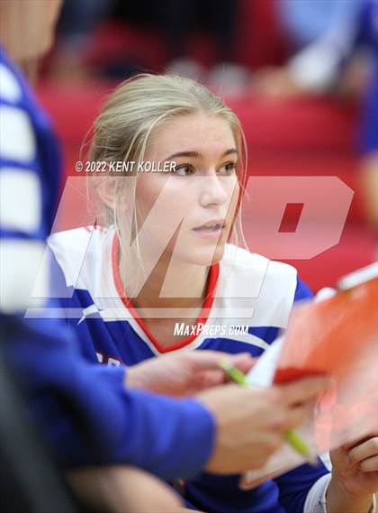 Thumbnail 2 in St. Clair vs Rochester (Chippewa Valley Tournament) photogallery.