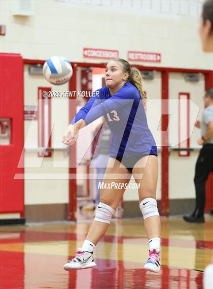 Thumbnail 1 in St. Clair vs Rochester (Chippewa Valley Tournament) photogallery.