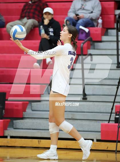 Thumbnail 2 in St. Clair vs Rochester (Chippewa Valley Tournament) photogallery.