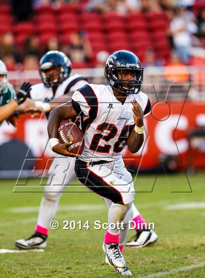 Thumbnail 2 in James Logan vs. De La Salle @ Levi's Stadium photogallery.