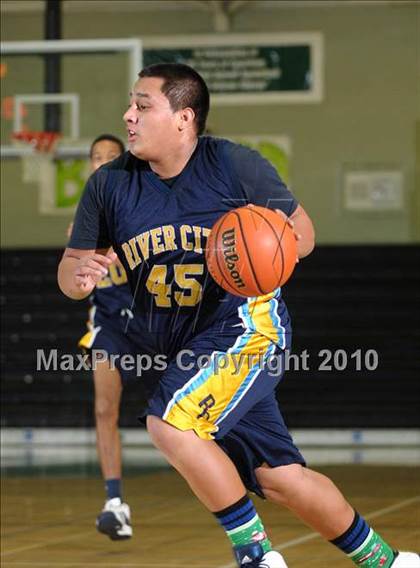 Thumbnail 1 in River City vs. Pioneer (Ram Jam Winter Classic) photogallery.