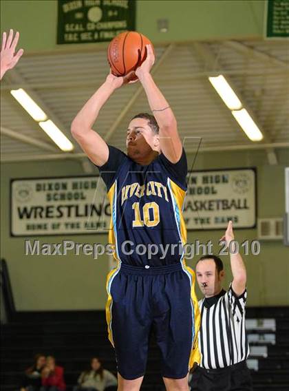Thumbnail 2 in River City vs. Pioneer (Ram Jam Winter Classic) photogallery.