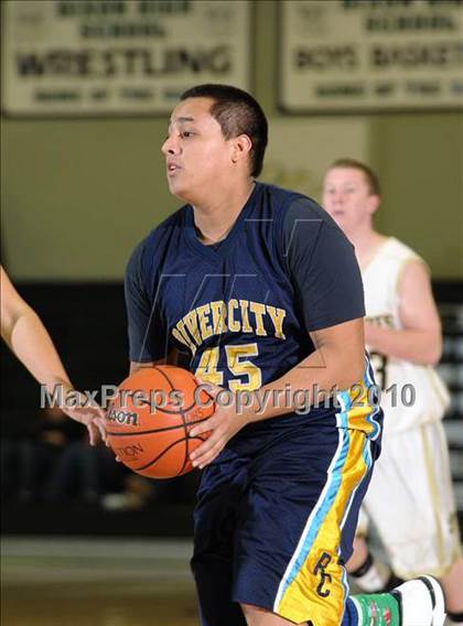 Thumbnail 2 in River City vs. Pioneer (Ram Jam Winter Classic) photogallery.
