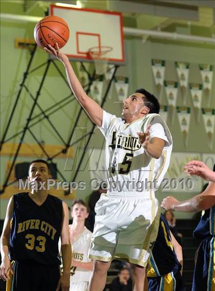 Thumbnail 2 in River City vs. Pioneer (Ram Jam Winter Classic) photogallery.