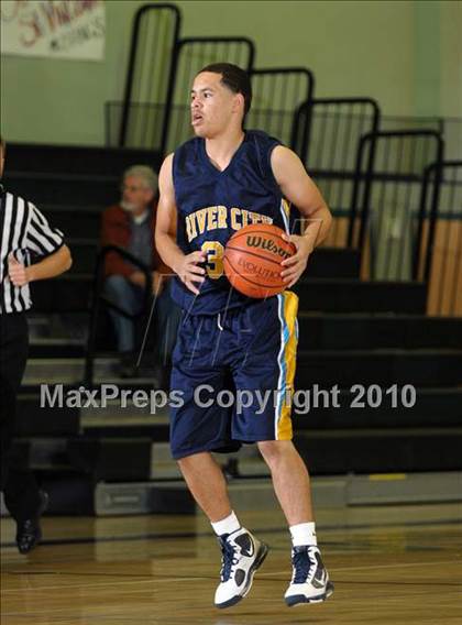 Thumbnail 2 in River City vs. Pioneer (Ram Jam Winter Classic) photogallery.