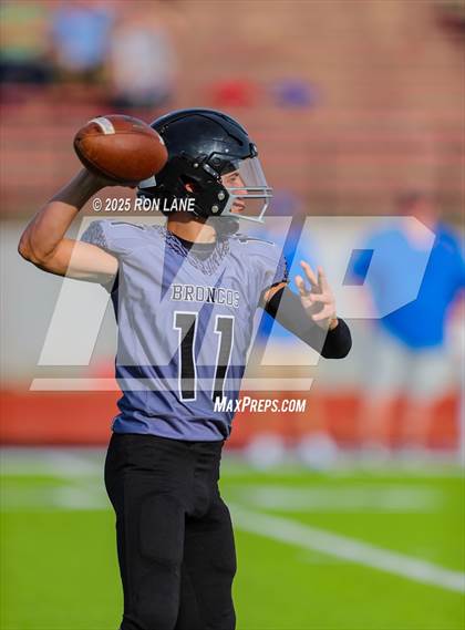 Thumbnail 3 in FR: Moore @ Mustang photogallery.