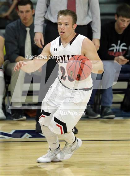 Thumbnail 1 in Holly vs. Ouray  (CHSAA 1A Final) photogallery.