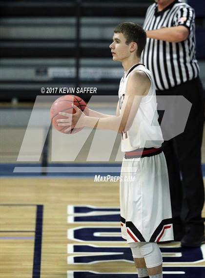 Thumbnail 3 in Holly vs. Ouray  (CHSAA 1A Final) photogallery.