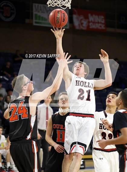 Thumbnail 2 in Holly vs. Ouray  (CHSAA 1A Final) photogallery.