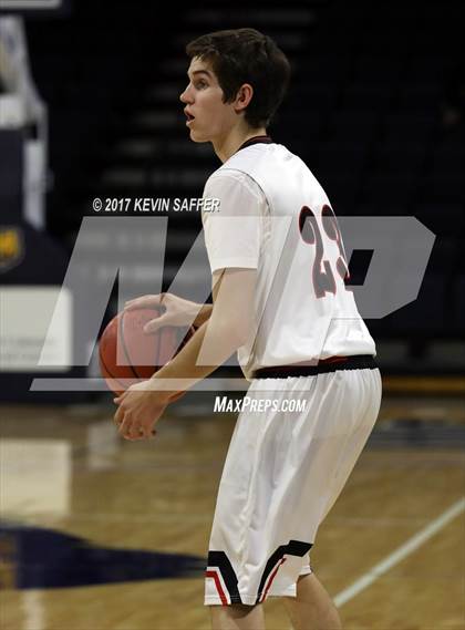 Thumbnail 3 in Holly vs. Ouray  (CHSAA 1A Final) photogallery.
