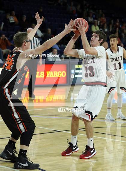 Thumbnail 3 in Holly vs. Ouray  (CHSAA 1A Final) photogallery.