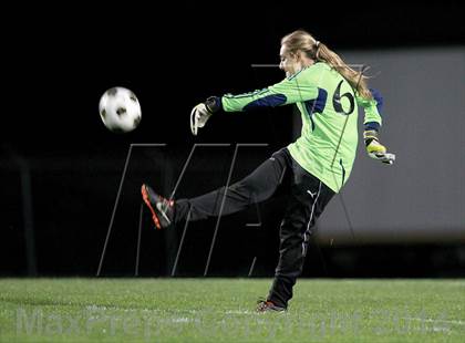 Thumbnail 2 in Las Lomas @ St. Patrick-St. Vincent (CIF NCS D2 Playoffs) photogallery.