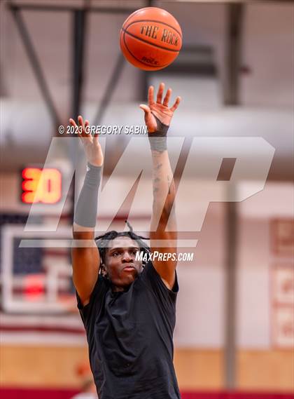 Thumbnail 3 in Northfield Mount Hermon vs Brimmer & May (St. Andrews Holiday Classic) photogallery.