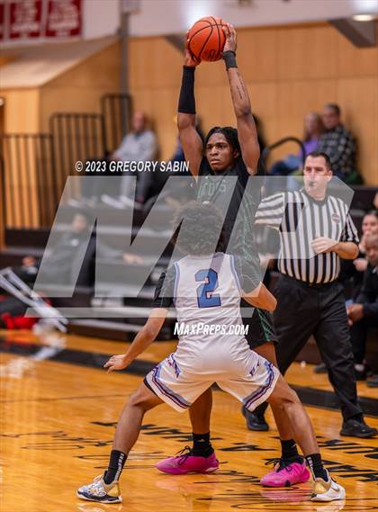 Thumbnail 1 in Northfield Mount Hermon vs Brimmer & May (St. Andrews Holiday Classic) photogallery.