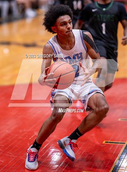 Thumbnail 3 in Northfield Mount Hermon vs Brimmer & May (St. Andrews Holiday Classic) photogallery.