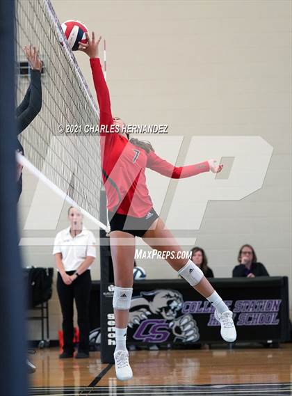 Thumbnail 1 in The Woodlands @ College Station (A Teams) photogallery.