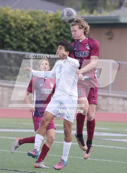 Thumbnail 2 in Perry vs. San Pasqual (27th Annual SoCal Soccer Classic) photogallery.