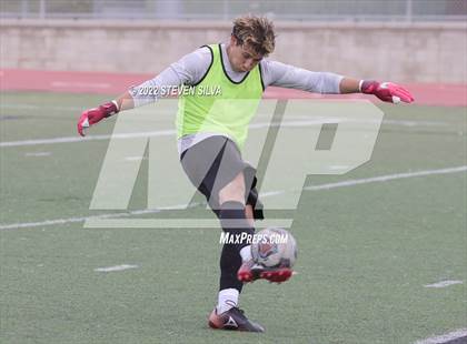 Thumbnail 3 in Perry vs. San Pasqual (27th Annual SoCal Soccer Classic) photogallery.