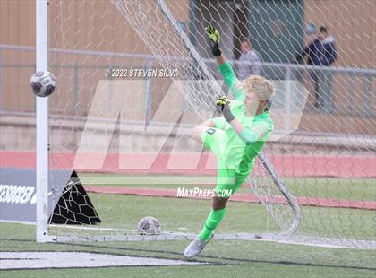 Thumbnail 1 in Perry vs. San Pasqual (27th Annual SoCal Soccer Classic) photogallery.