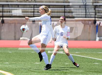 Thumbnail 3 in Mountain Vista vs. Grandview (CHSAA 5A Semifinal) photogallery.