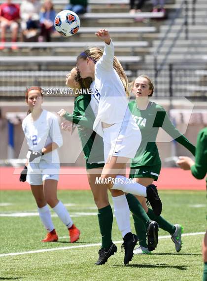 Thumbnail 2 in Mountain Vista vs. Grandview (CHSAA 5A Semifinal) photogallery.