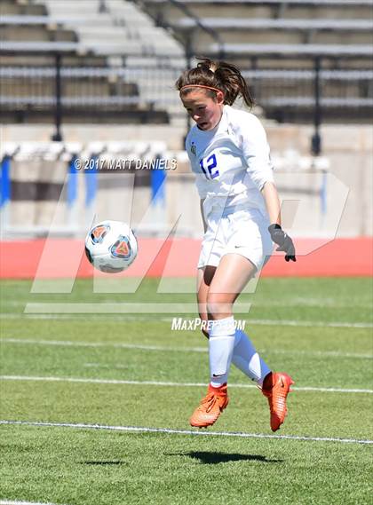 Thumbnail 3 in Mountain Vista vs. Grandview (CHSAA 5A Semifinal) photogallery.