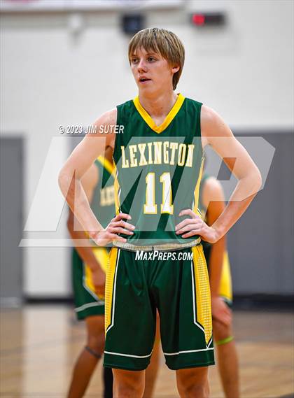Thumbnail 3 in Caldwell vs Lexington photogallery.