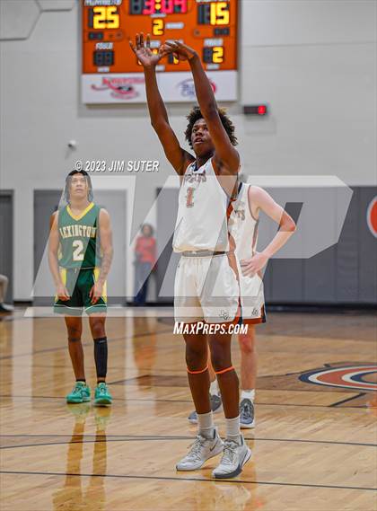 Thumbnail 1 in Caldwell vs Lexington photogallery.