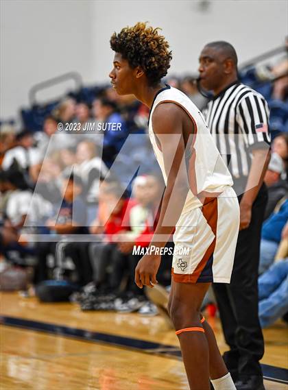 Thumbnail 2 in Caldwell vs Lexington photogallery.