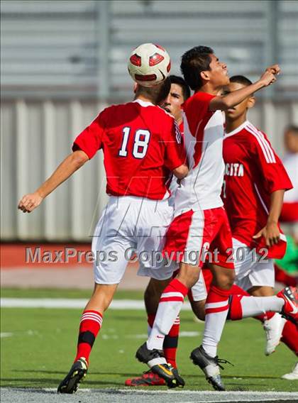 Thumbnail 3 in Atascocita vs Tomball (Pasadena Cup Invitational) photogallery.