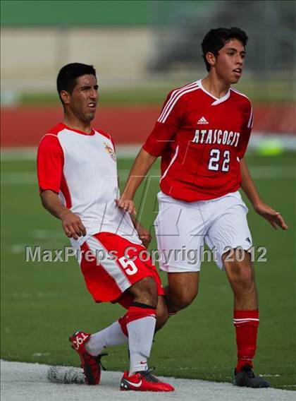 Thumbnail 3 in Atascocita vs Tomball (Pasadena Cup Invitational) photogallery.