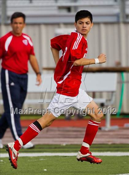 Thumbnail 3 in Atascocita vs Tomball (Pasadena Cup Invitational) photogallery.
