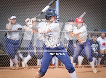 Thumbnail 1 in Dobson vs Sahuaro photogallery.
