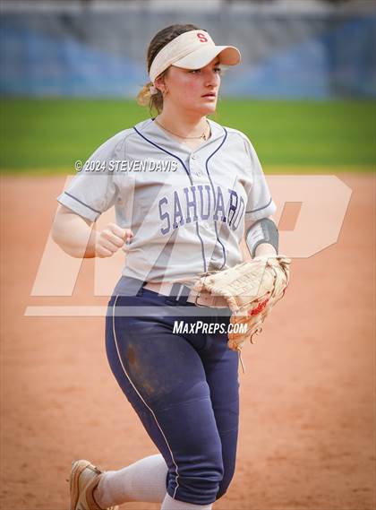 Thumbnail 2 in Dobson vs Sahuaro photogallery.